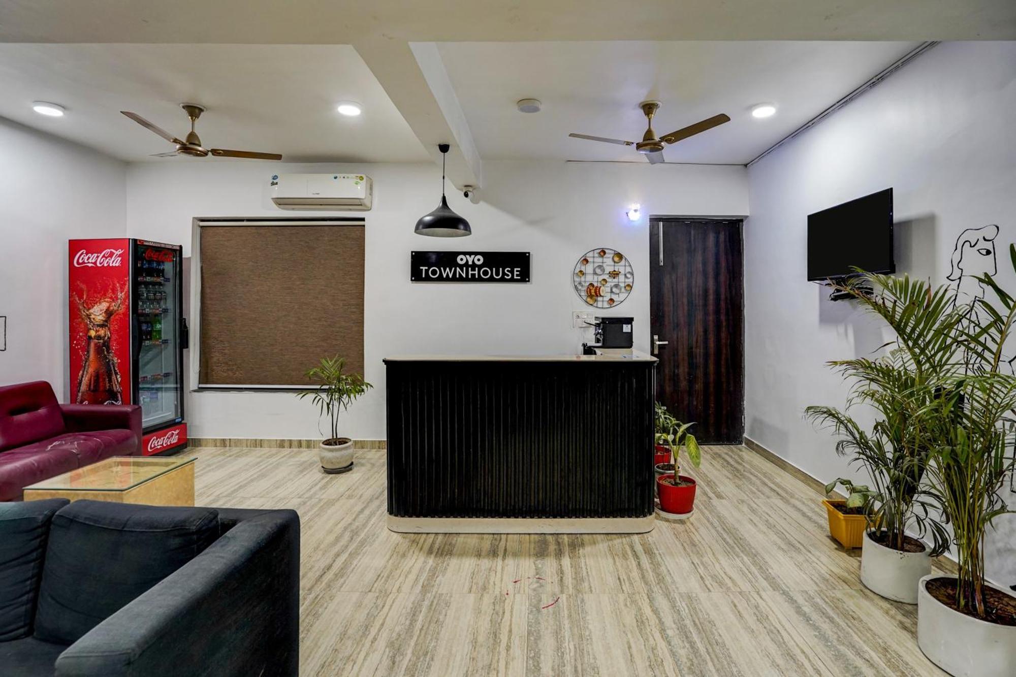 Hotel Townhouse Cloud Bay à Gurgaon Extérieur photo
