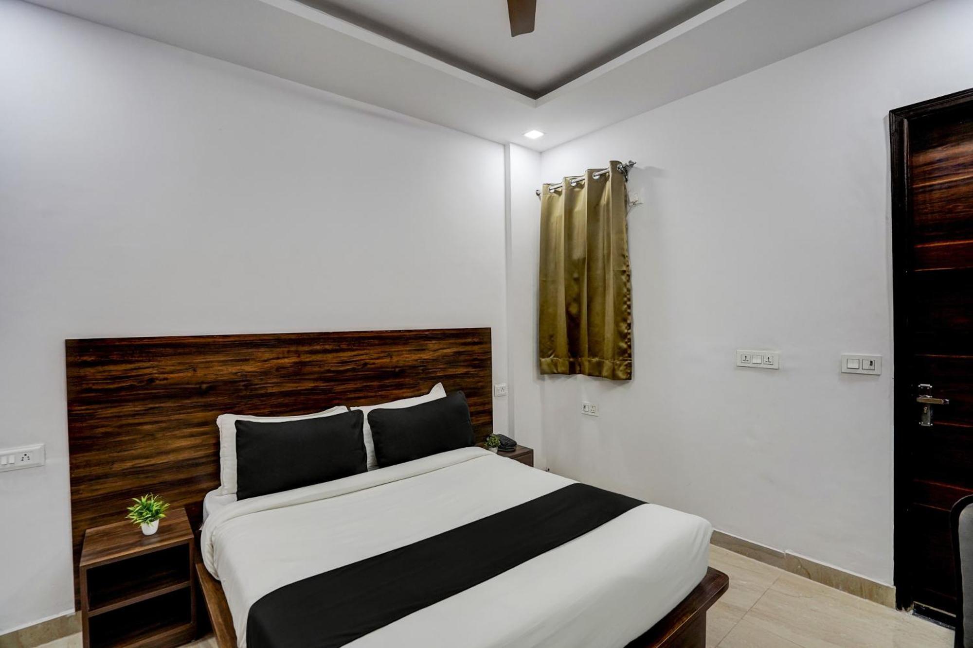 Hotel Townhouse Cloud Bay à Gurgaon Extérieur photo