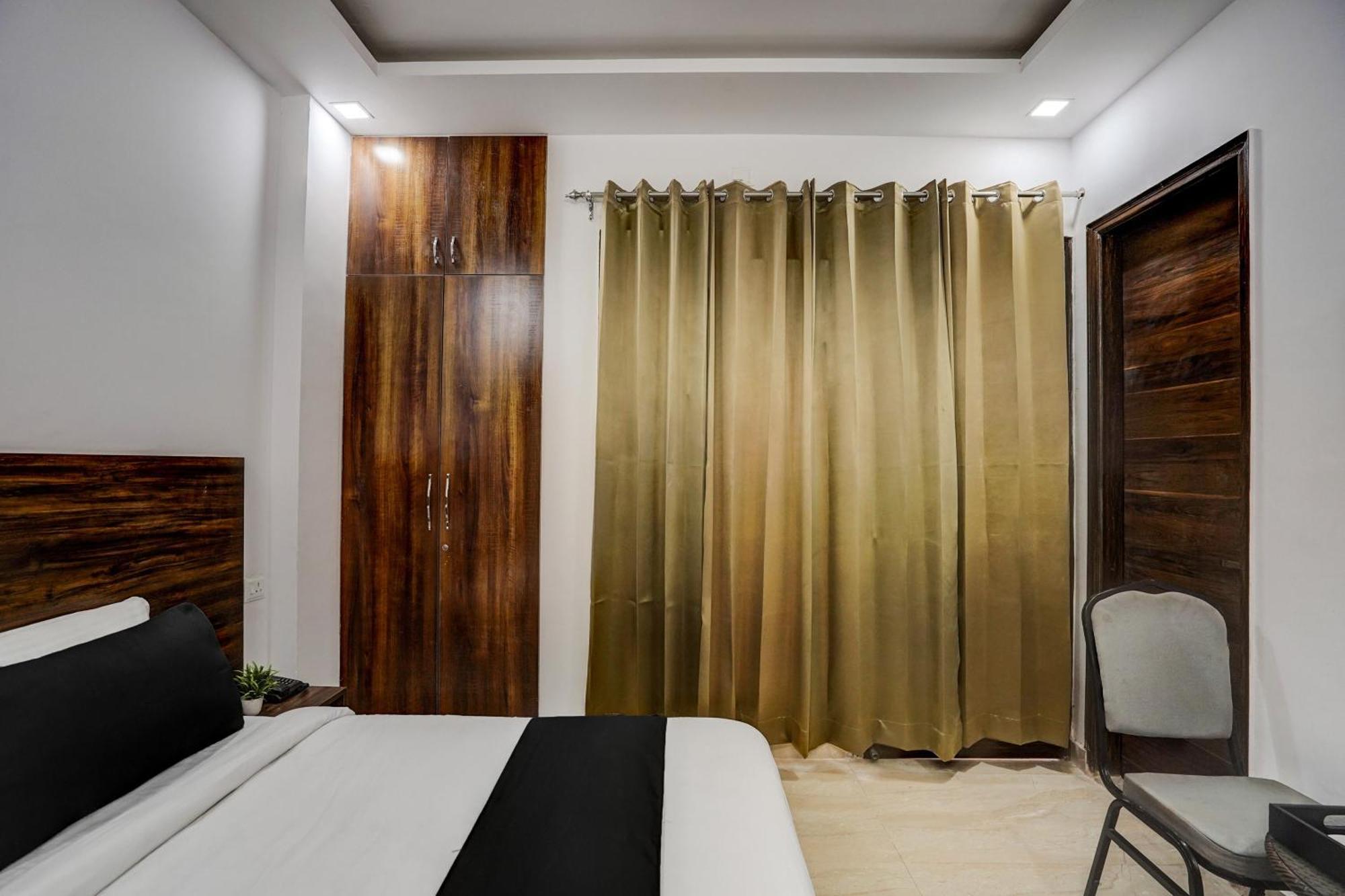 Hotel Townhouse Cloud Bay à Gurgaon Extérieur photo